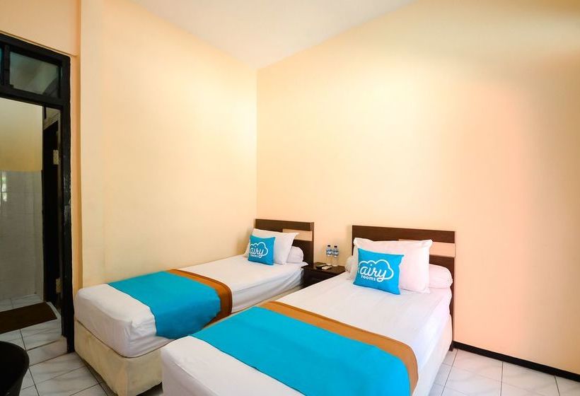 Pension Airy Eco Syariah Bongkaran Jagalan 64 Surabaya