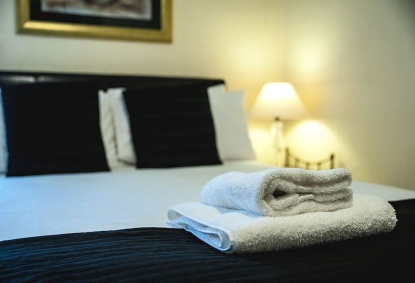 بنسيون Arlana Guest House