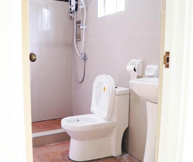 پانسیون B&j Guesthouse And Functions Inc