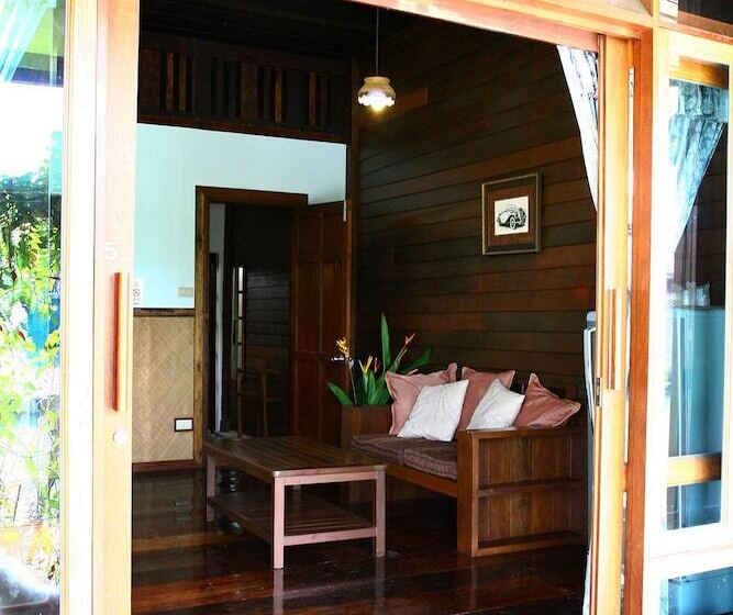 פנסיון Chotika Riverfront