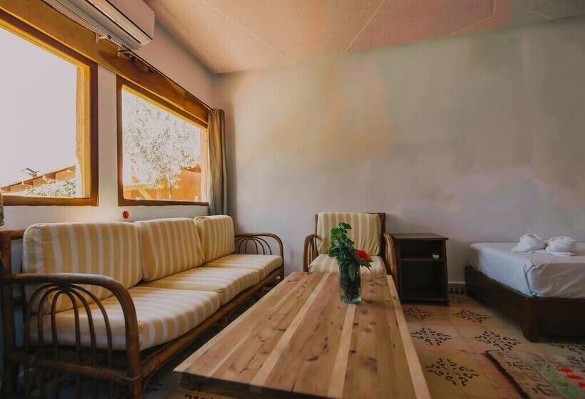 膳宿费 Dar L Eau Vive