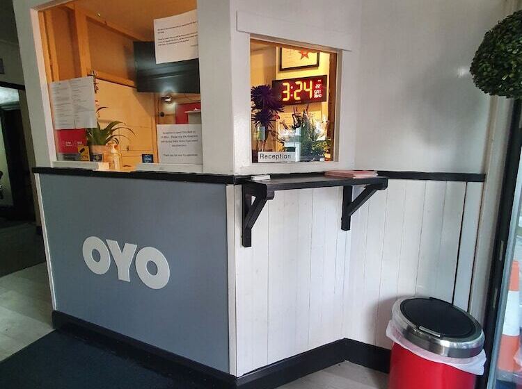 پانسیون Devine Beach Hotel, Westcliff Southend-On-Sea