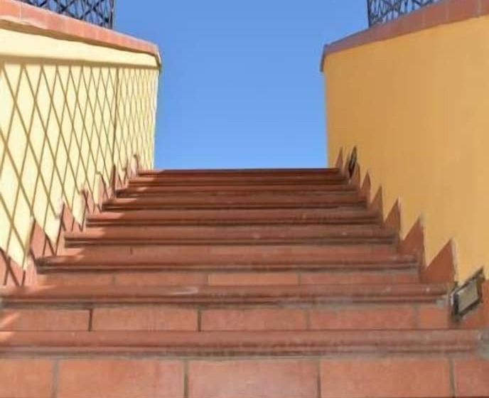 Пансион Home To Fly