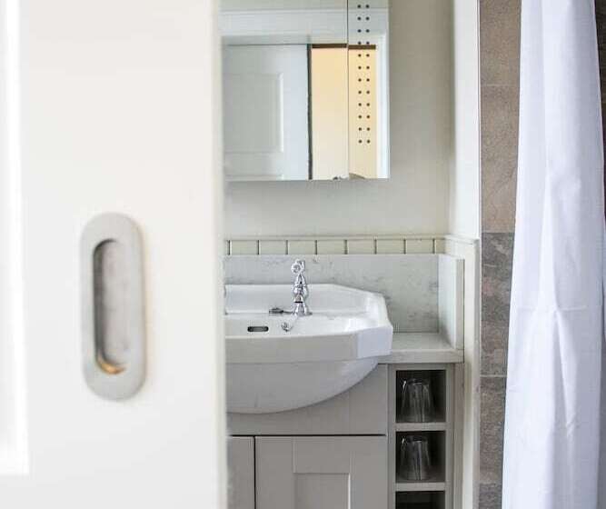 بنسيون Linndhu House