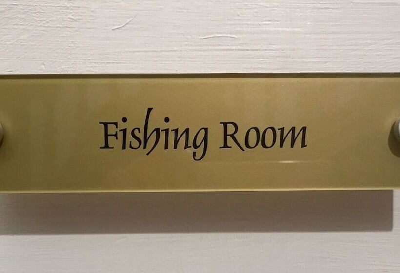 Пансион Linndhu House