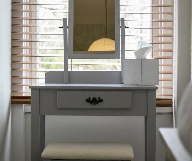 Пансион Linndhu House