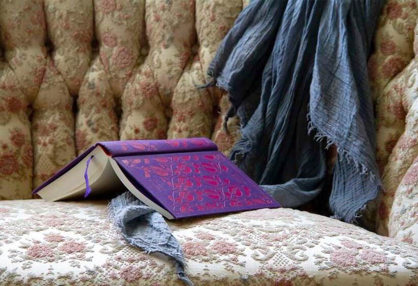 Пансион Linndhu House