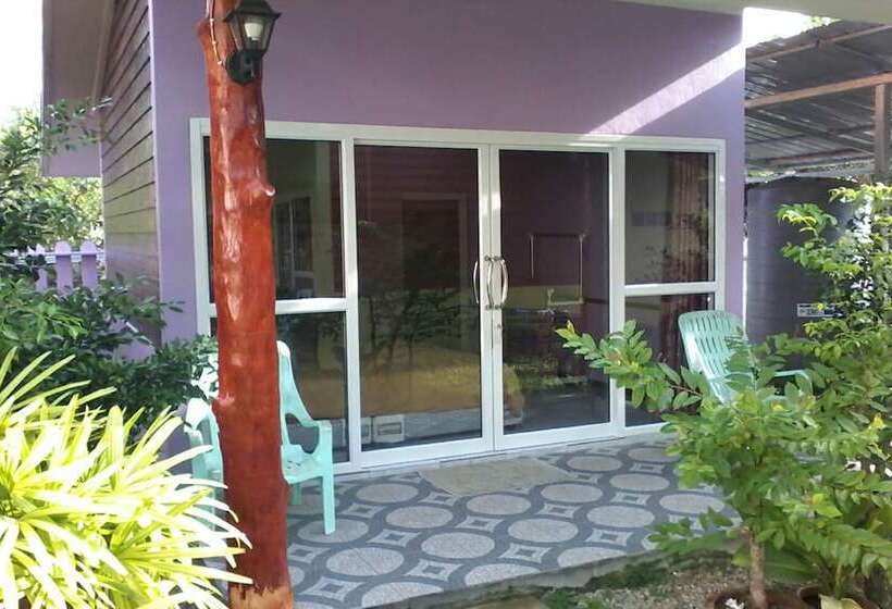 بنسيون Lucky Bungalow