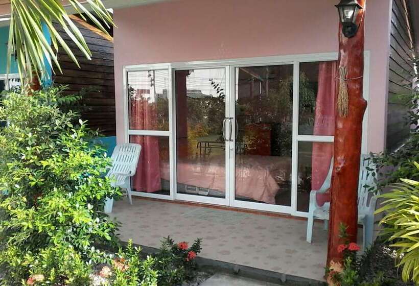 بنسيون Lucky Bungalow