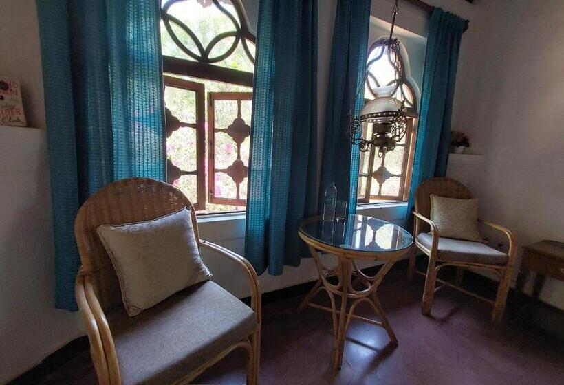 Pensão Marbella Guest House