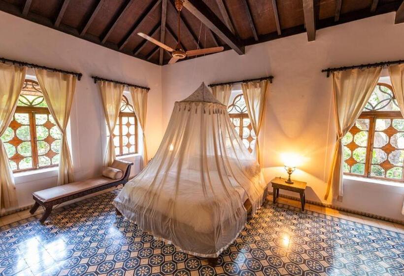 Pensão Marbella Guest House