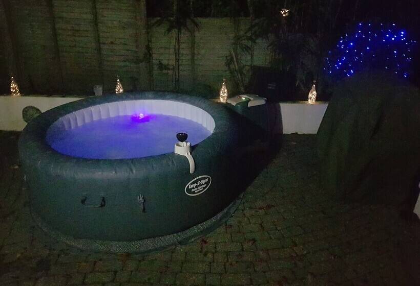 بنسيون Meadow Oak Accommodation