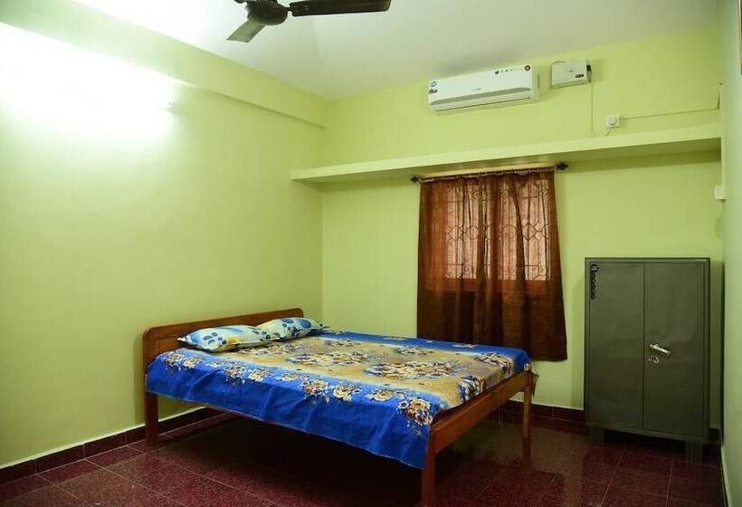 بنسيون Nirvaah Room Siolim Ac