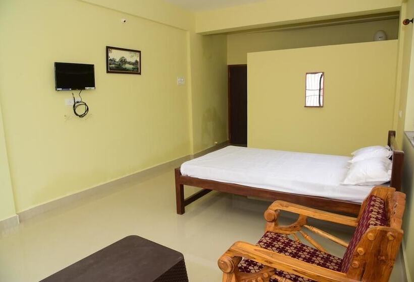 ペンション Nirvaah Room Siolim  Kitchenete
