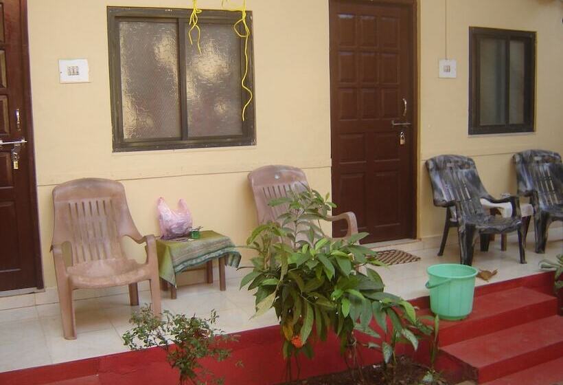 膳宿费 Silver Moon Guest House