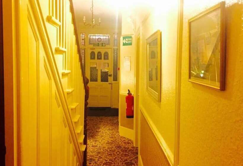 پانسیون Southend Inn