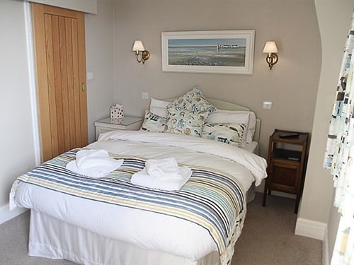 펜션 The Gleneagles Guesthouse