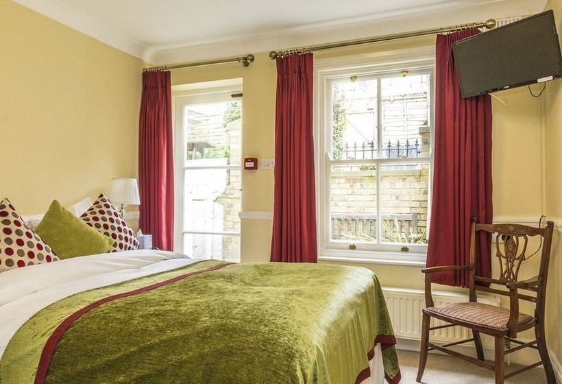 펜션 The Gleneagles Guesthouse