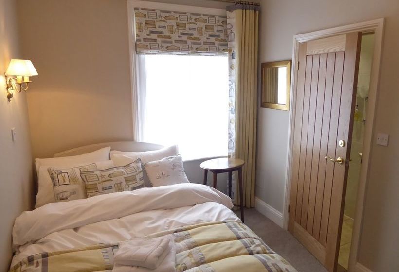 펜션 The Gleneagles Guesthouse