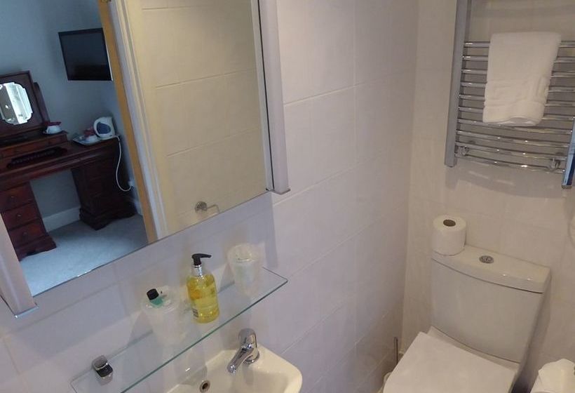 펜션 The Gleneagles Guesthouse