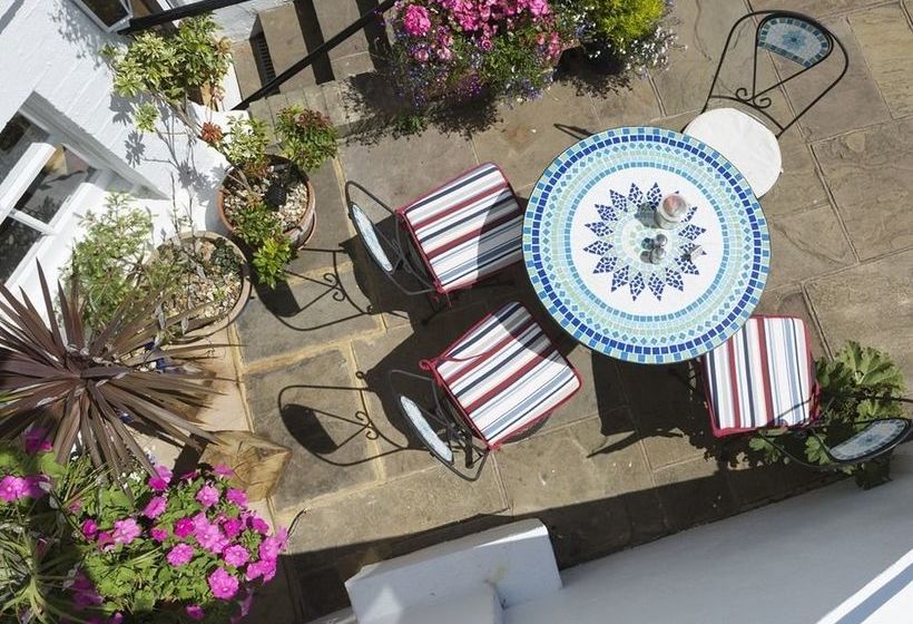 펜션 The Gleneagles Guesthouse