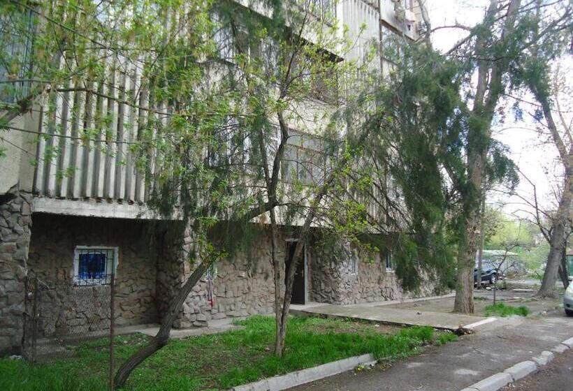 پانسیون Tumar