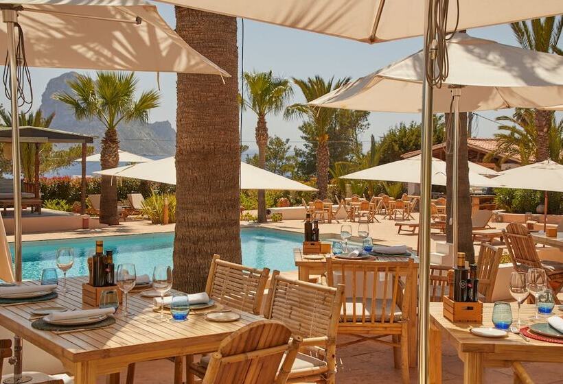 Petunia Ibiza, A Beaumier