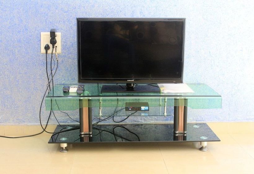 Spacious Fully Ac Apartment Cm040