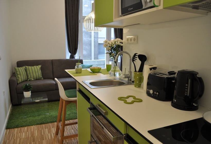 Studio Apartments City&style