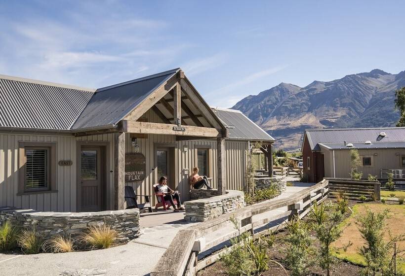 The Headwaters Eco Lodge