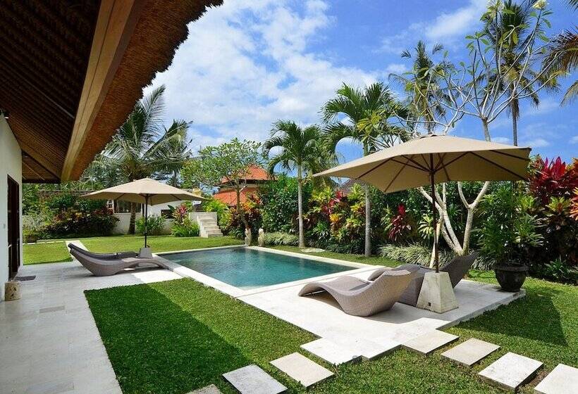 Villa Candi Kecil Tujuh