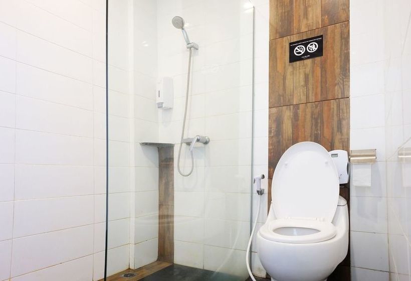 Zen Hostel Gubeng Station