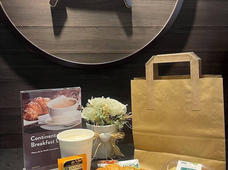 Aerotel London Heathrow T2 & T3