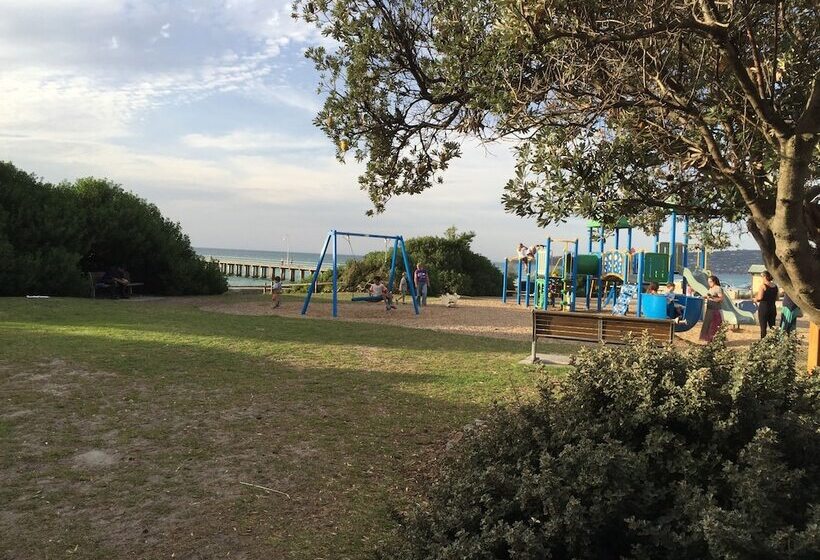 Aquawaters House By Barefoot Beach Stays