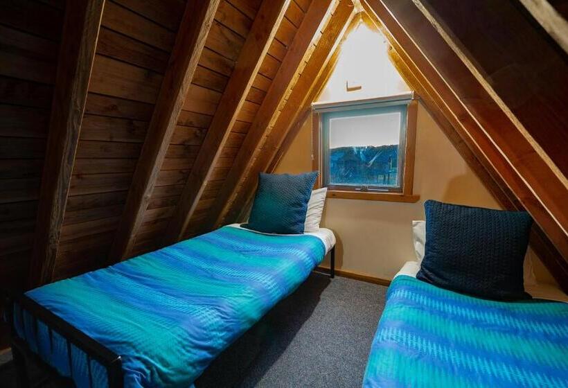 Banjo S Chalet, Alpine Getaways