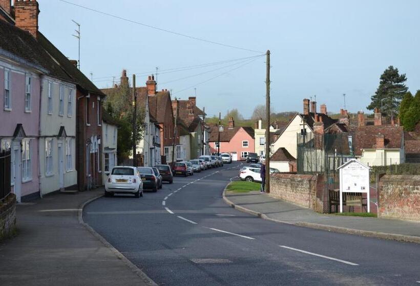 צימר Hedingham Old Pottery