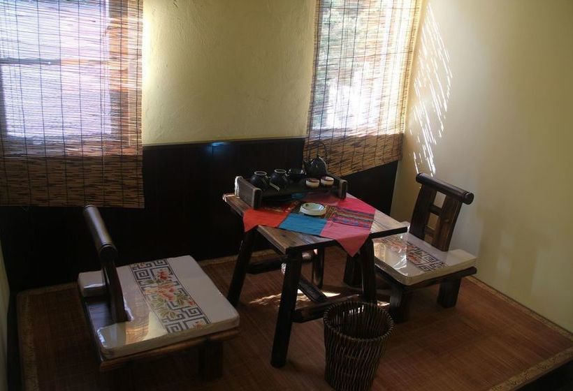 Buyi Hotel Resort Fuxian Lake