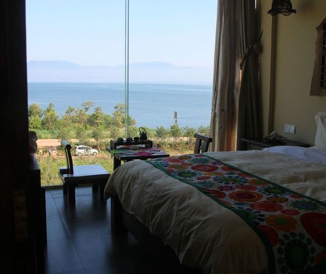 Buyi Hotel Resort Fuxian Lake