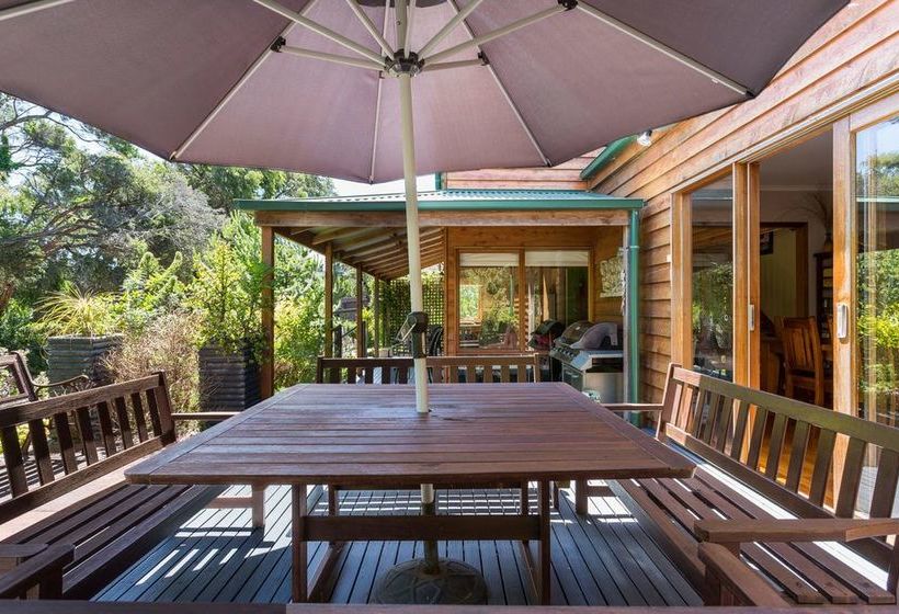 Charming Cottage On Gulls