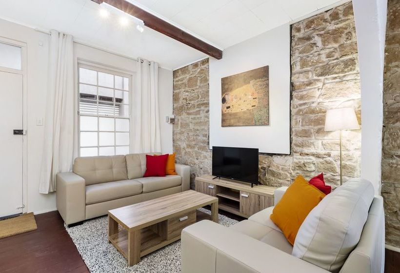 Darlinghurst Cottage