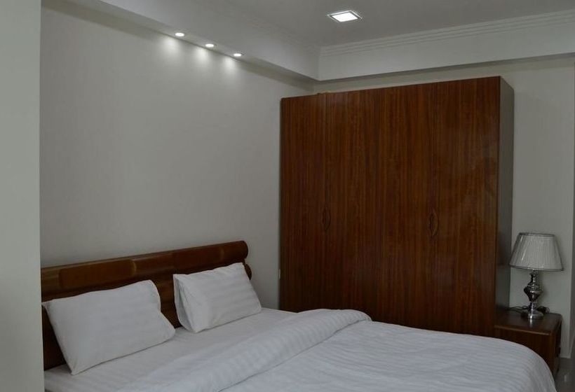 Green Oasis Apartments