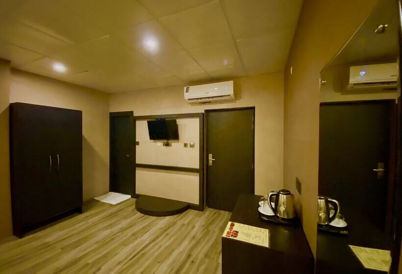 בית מלון כפרי Ace Prime