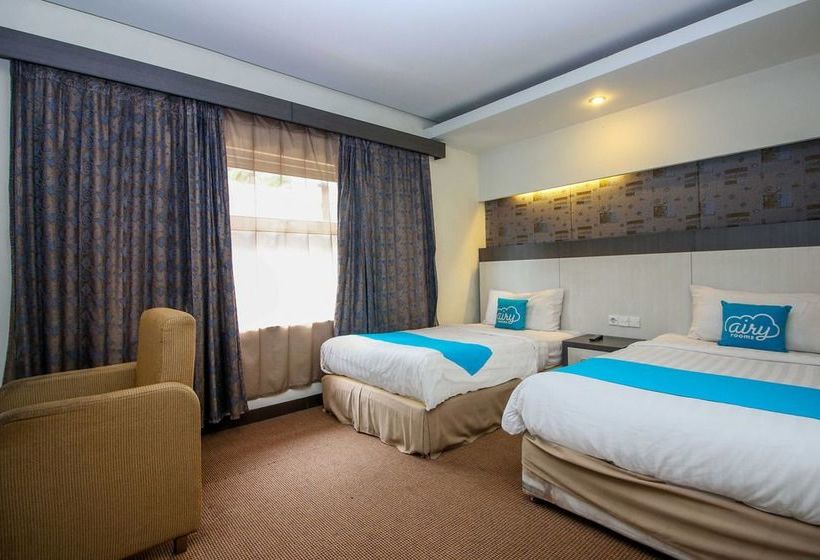 酒店 Airy Kendari Barat Diponegoro 75