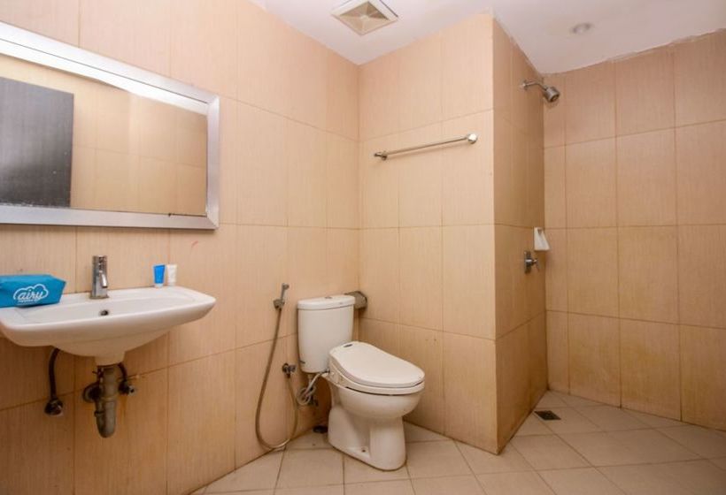 酒店 Airy Kendari Barat Diponegoro 75