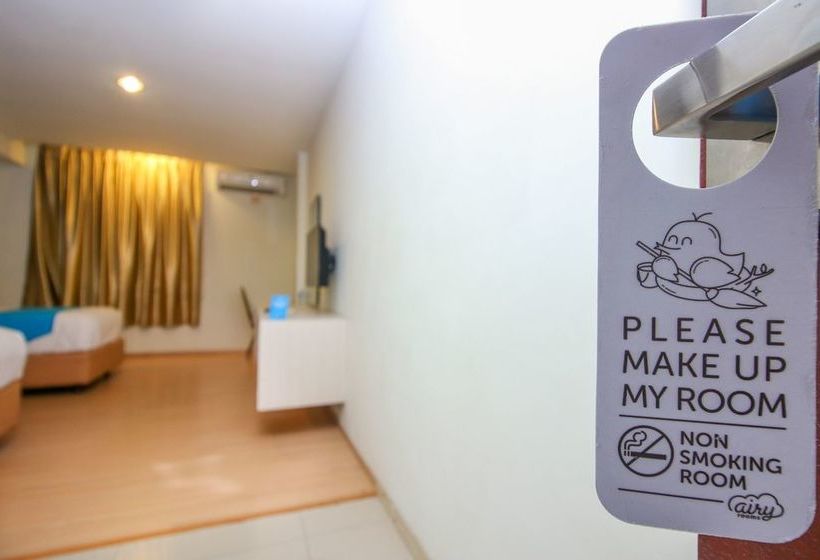 ホテル Airy Mandonga Edi Sabara 9 Kendari