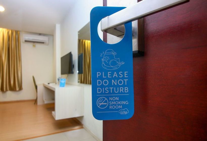 ホテル Airy Mandonga Edi Sabara 9 Kendari