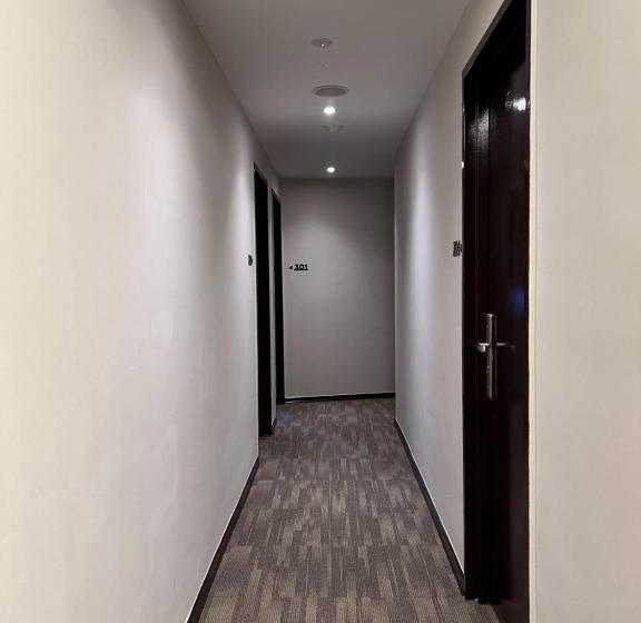 فندق Grand Aromas