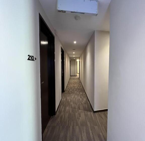 فندق Grand Aromas