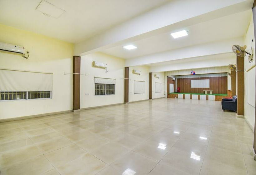 Fabhotel Paradise Convention