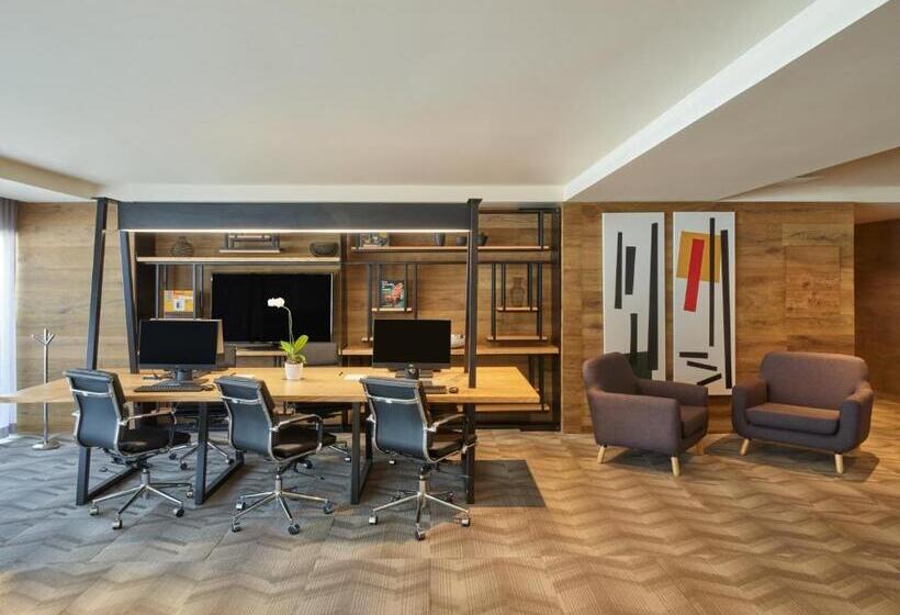 Отель Fiesta Americana Ciudad De México Satelite